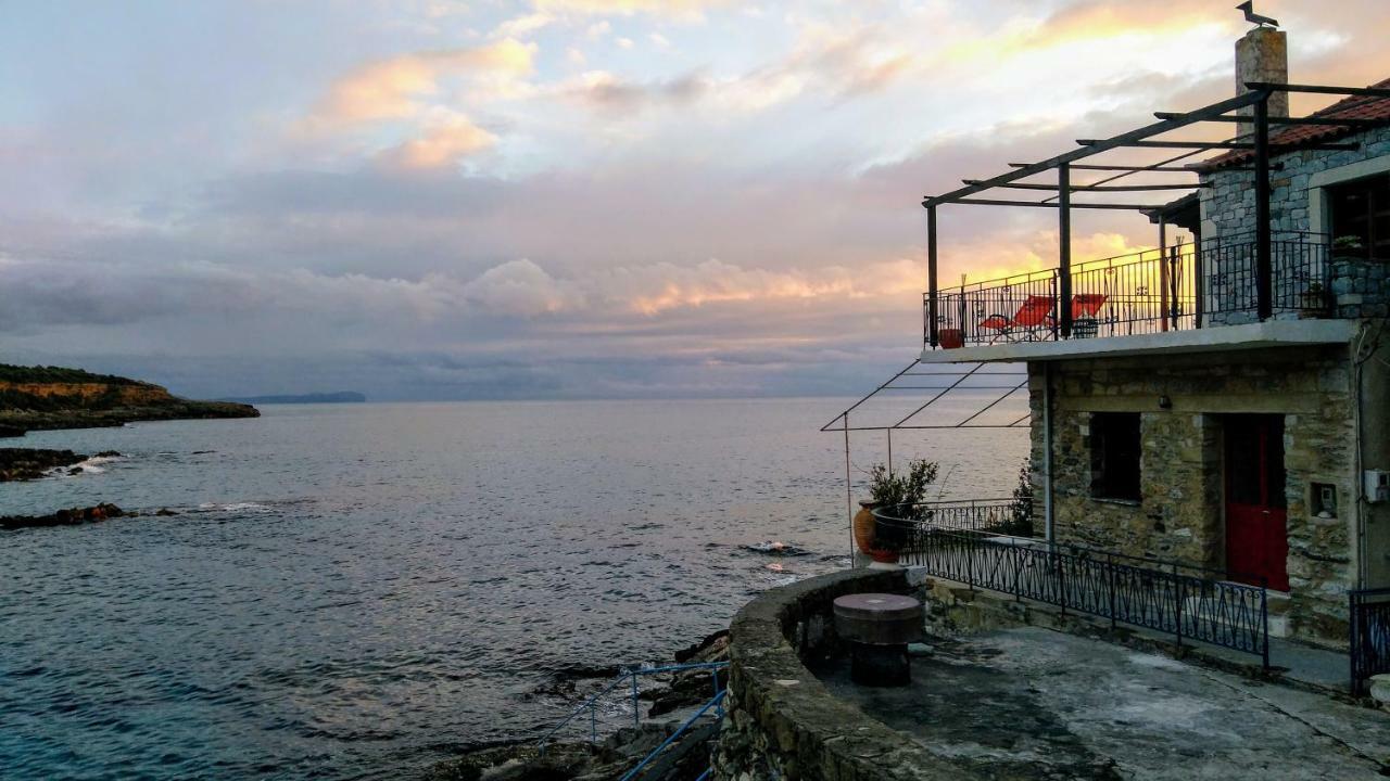Wheelhouse Trachila Mani Trakhila Exterior foto